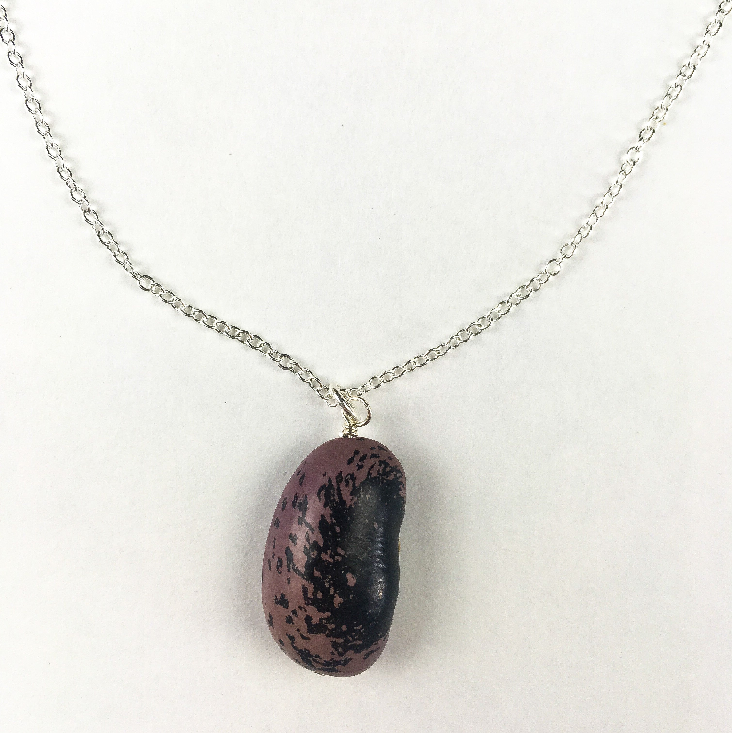 Bean pendant necklace Clearance